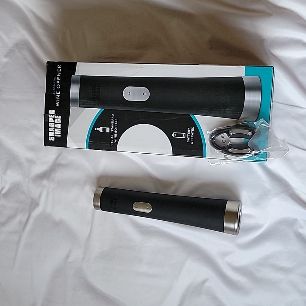 💕FREE WITH BUNDLE* NWOT Shaper Image Automatic Wine Opener with Foil Cutter